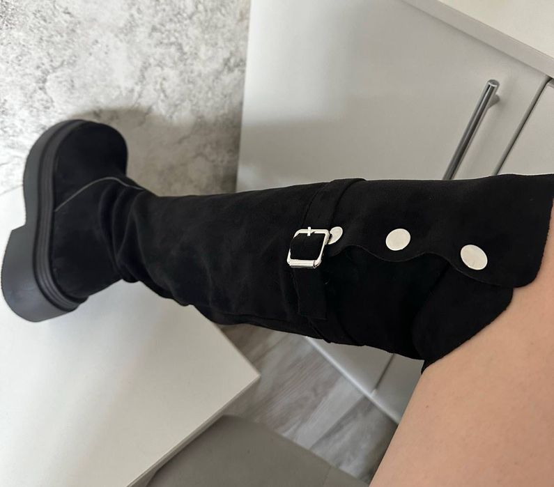 Ботфорты новые продам