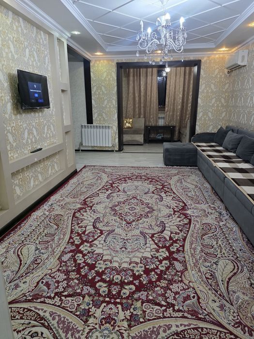 Сдается 2 ком центре Момышулы 15000