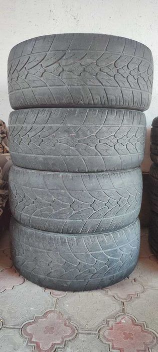 Комплект шин 4шт 295/45 R20 Б/У