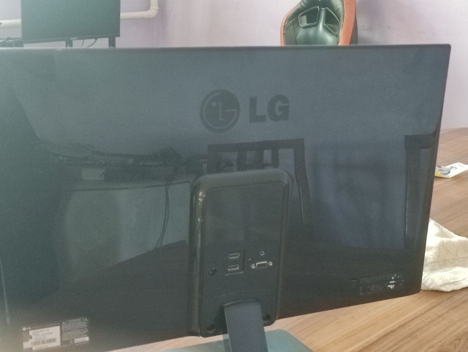 Манитор lG 60  гц