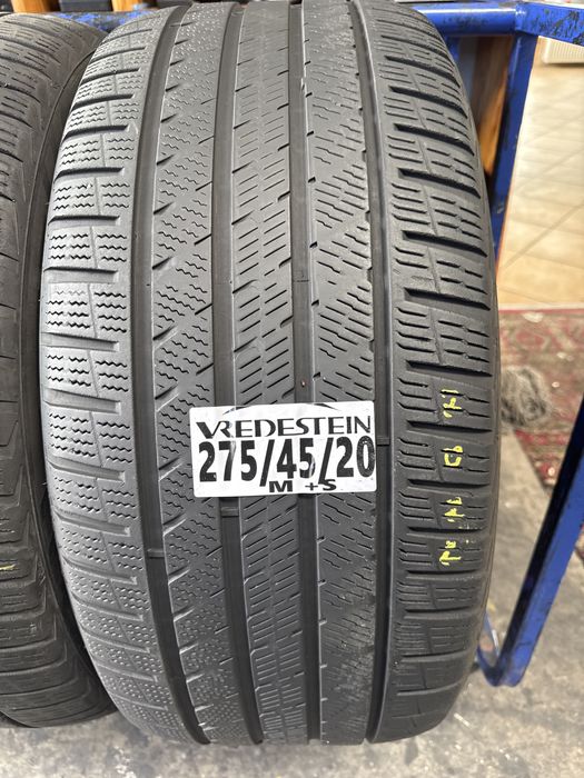 275/45/20 Vredestein M+S