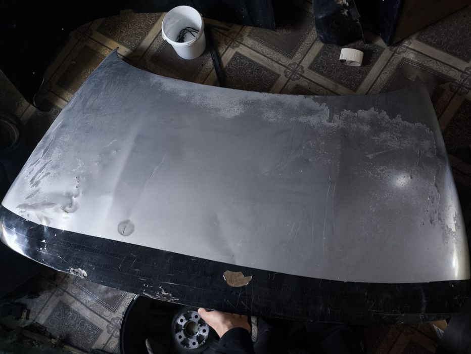 Продам Капот ваз 2110