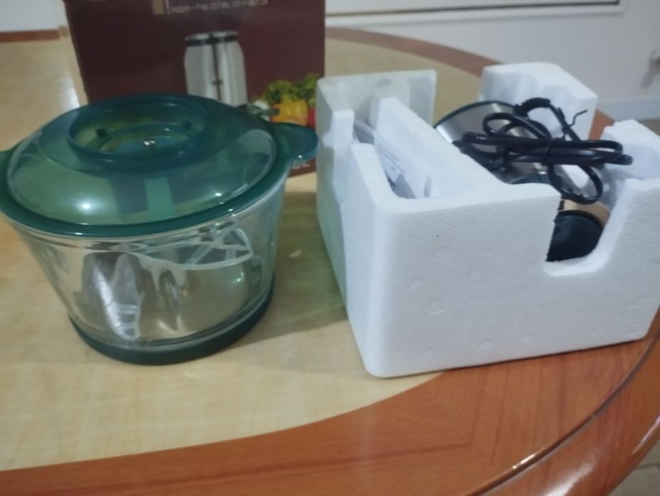 Продам новый Измельчитель