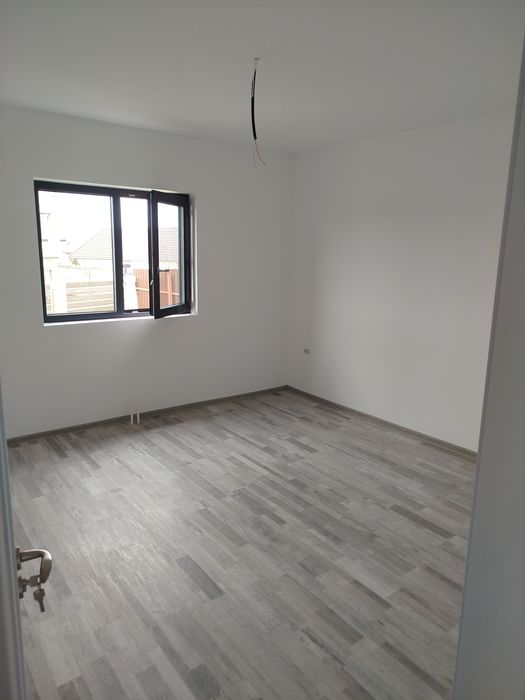 Casa 3 camere localitatea Lumina