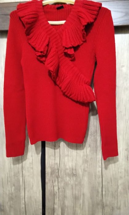 Продаю кофту нарядную