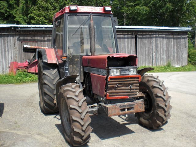 Piese tractor din dezmembrari Case 844 xl 745,856,1056,956