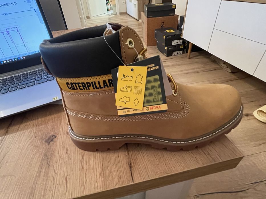 Vand ghete caterpillar timberland gant