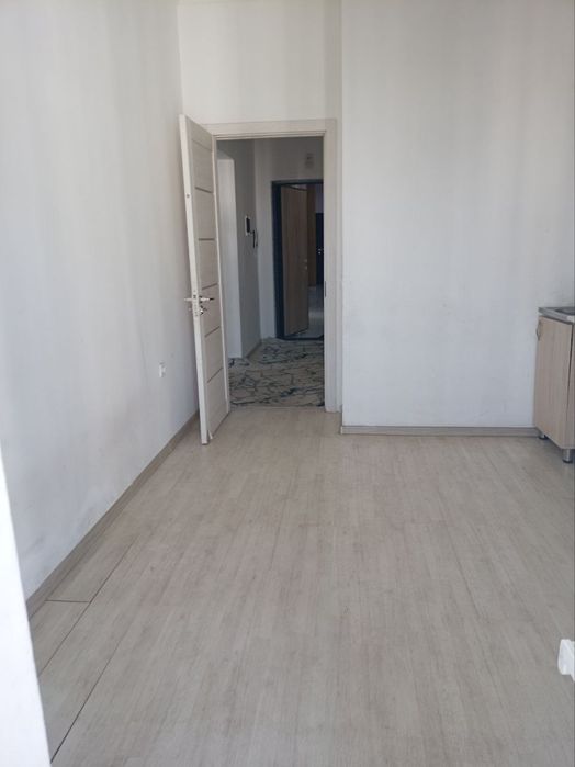 Yashnobod olmosda arenda kvartira bor 350$