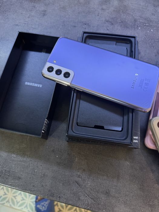 Samsung galaxy S21 plus