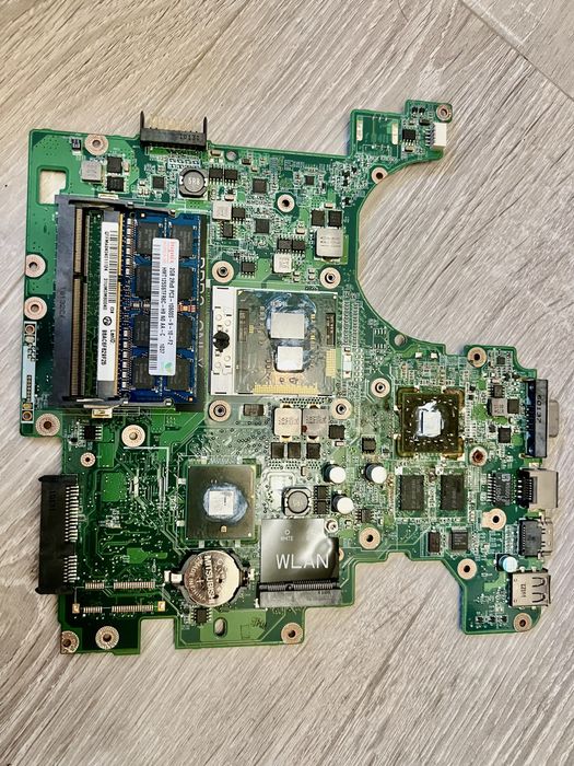 Стари компютър и компютърни части