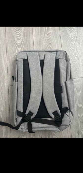 Vând rucsac laptop
