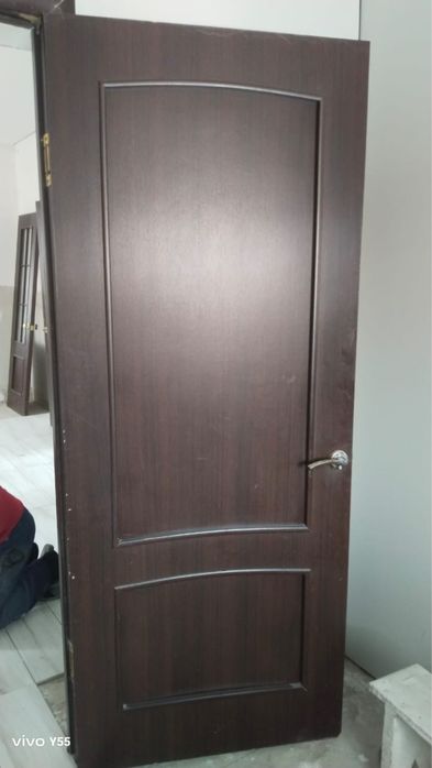 Продам двери Б/у.