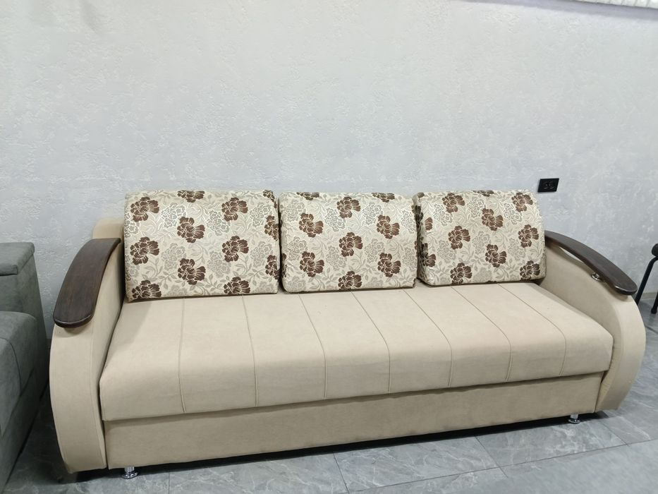 Акция Продам шикарный диван