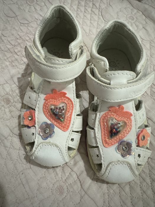 Сандали для девочки