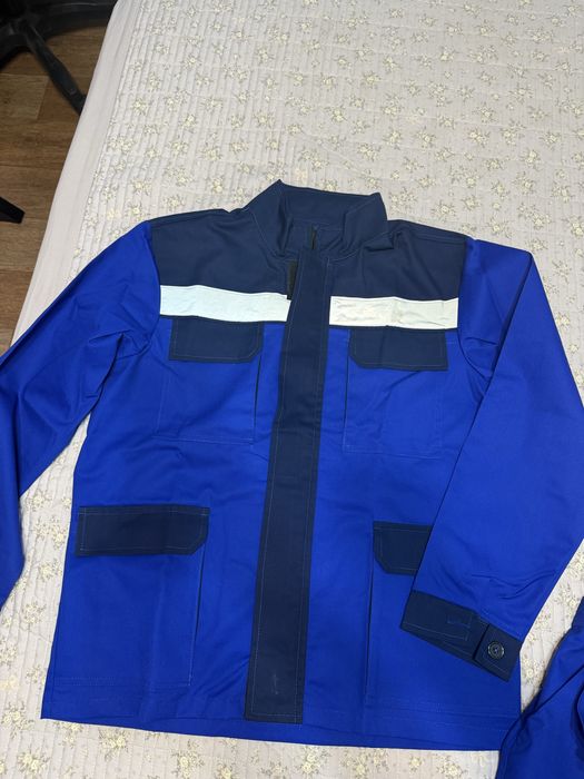 Продам спец одежду