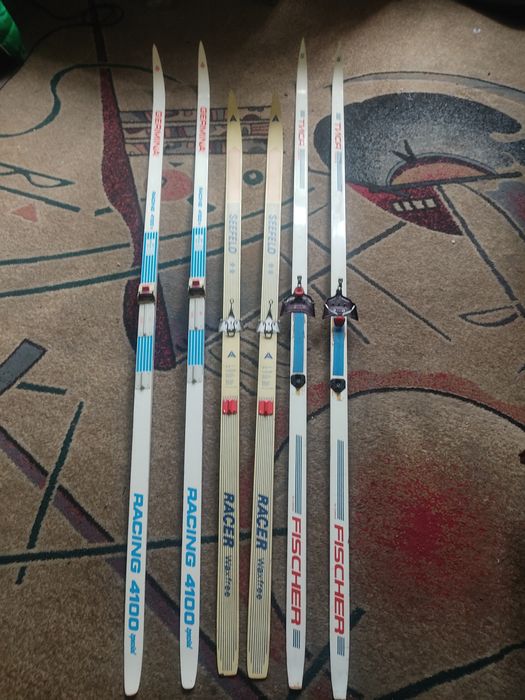 Продаю Лыжи 5000
