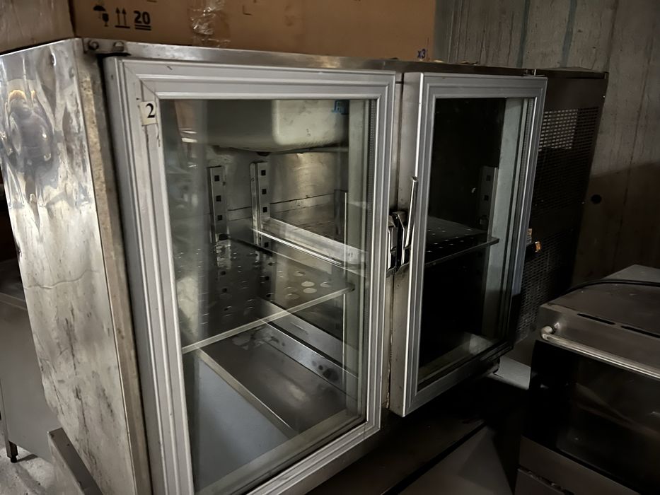 Подбарова витрина