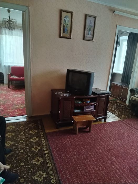 Продаю 4-х квартиру