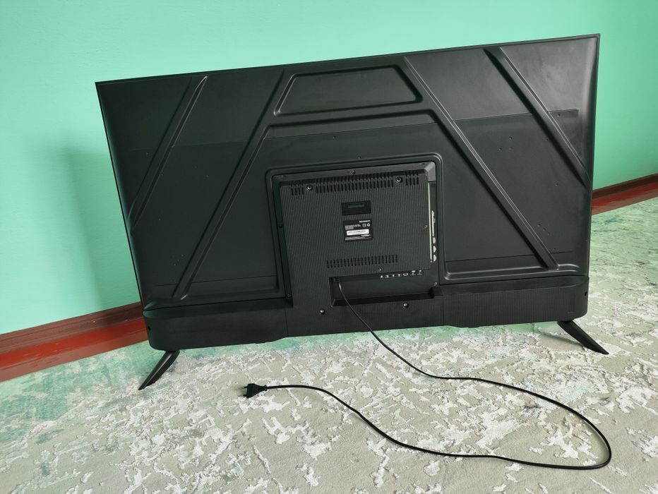 Смарт телевизор LG QLED COLOR TV