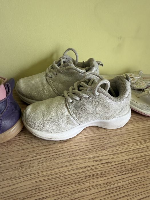Обувки за момиче за пролет и лато 22 номер