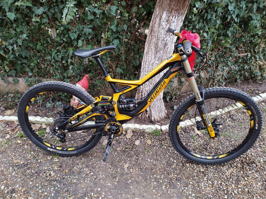 Bicicleta downhill stare foarte buna