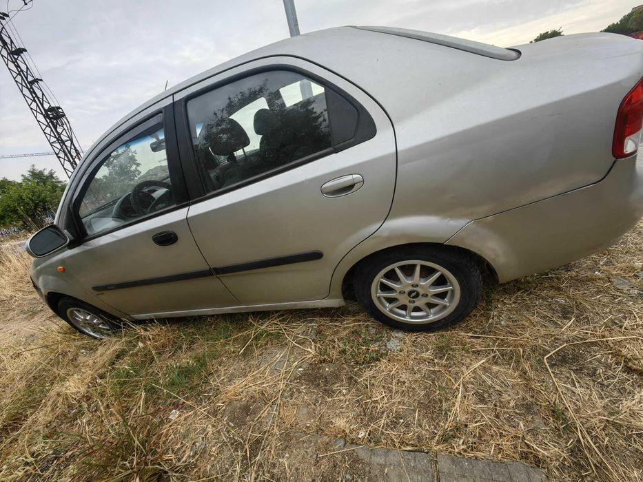 Chevrolet Kalos на части