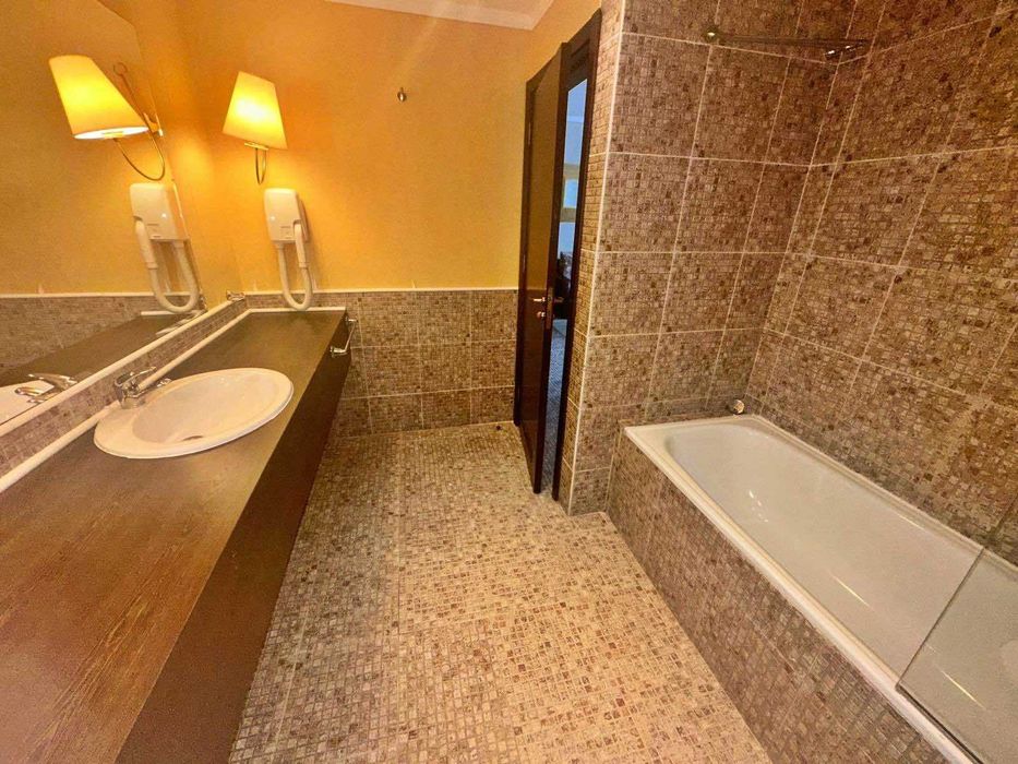 Продава се Двустаен апартамент в к.к. Слънчев бряг - 70 кв.м за 958 €/кв.м - Снимка #11