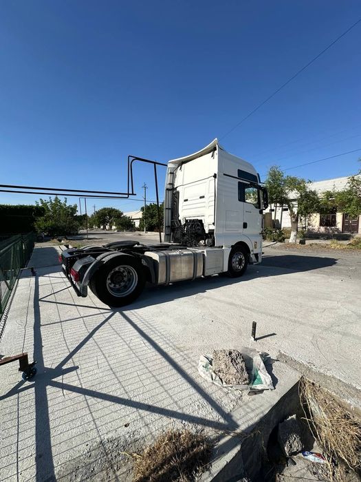 MAN TGX 18.500 EURO 6 Тягач Сотилади