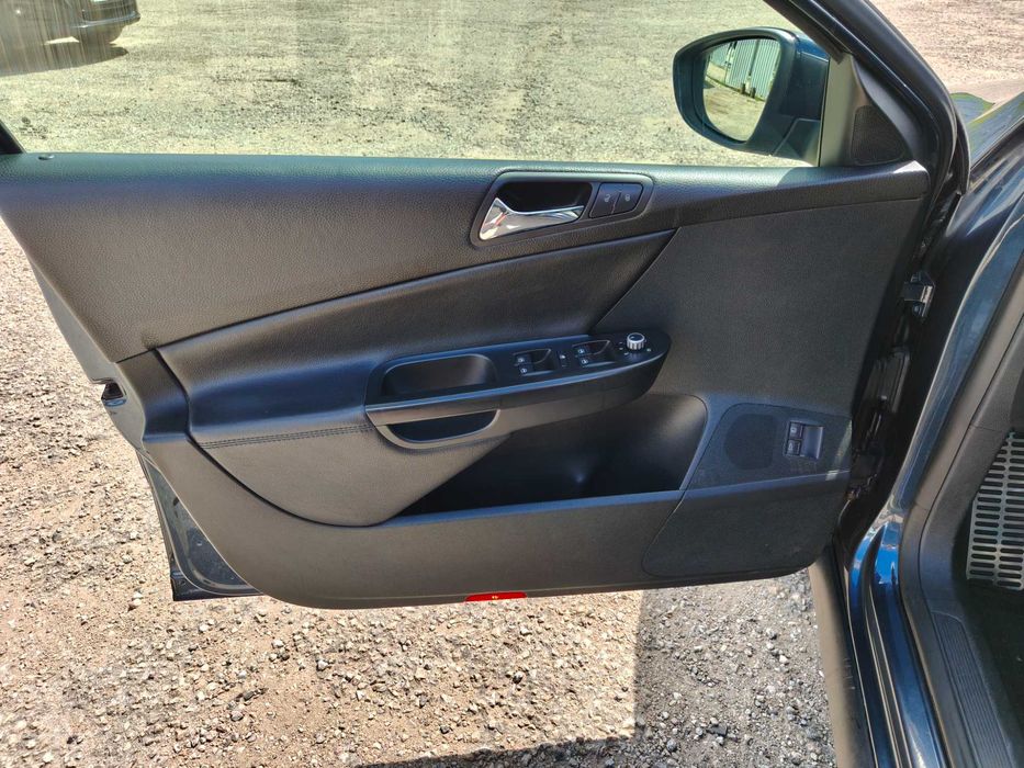 Passat B6 2.0TDI 8клапана 140к.с.