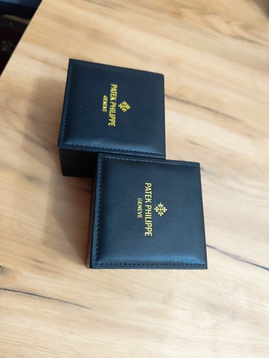 Часы "Patek Philippe Geneve"