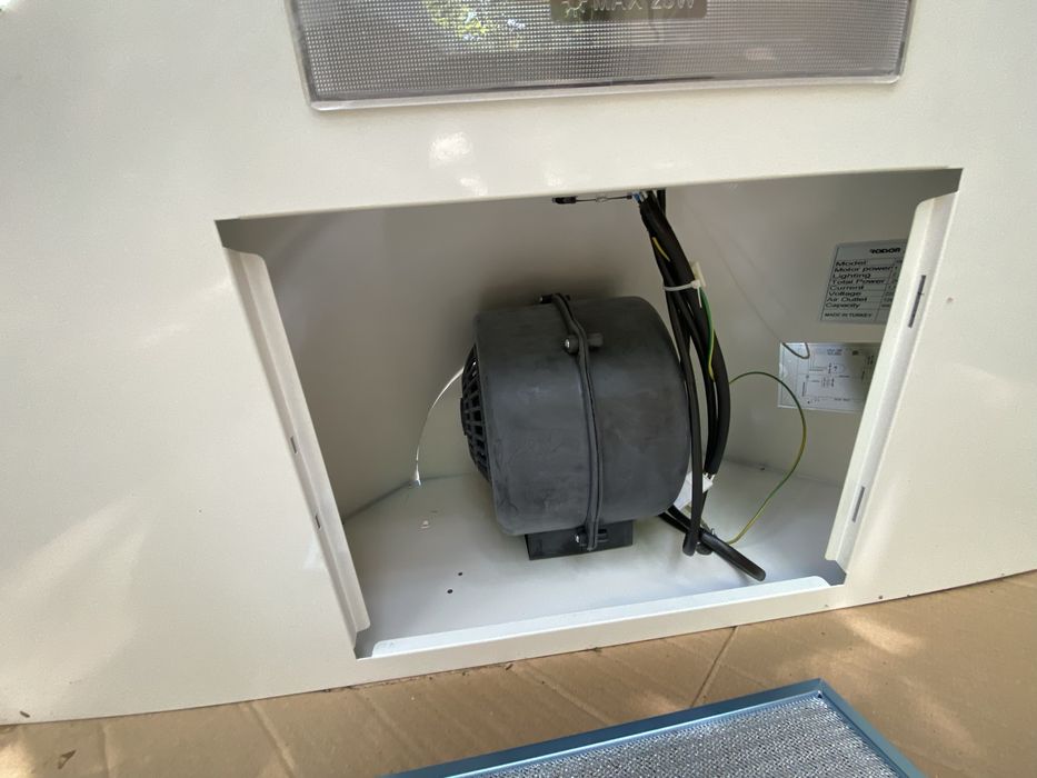 Вытяжка Rolson (90 * 60см)