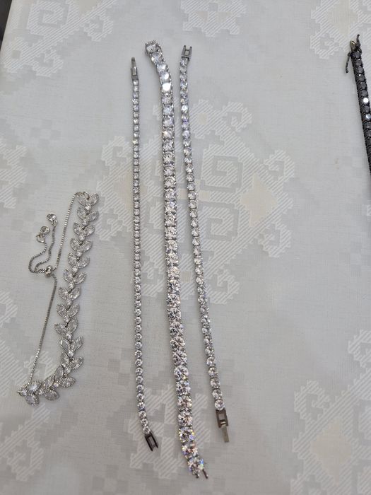 Продам бриллиантовый браслет (муссанит)