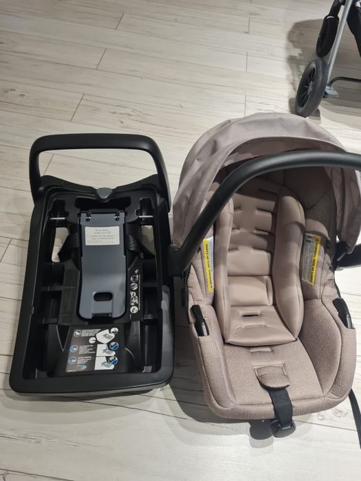 Детская коляска