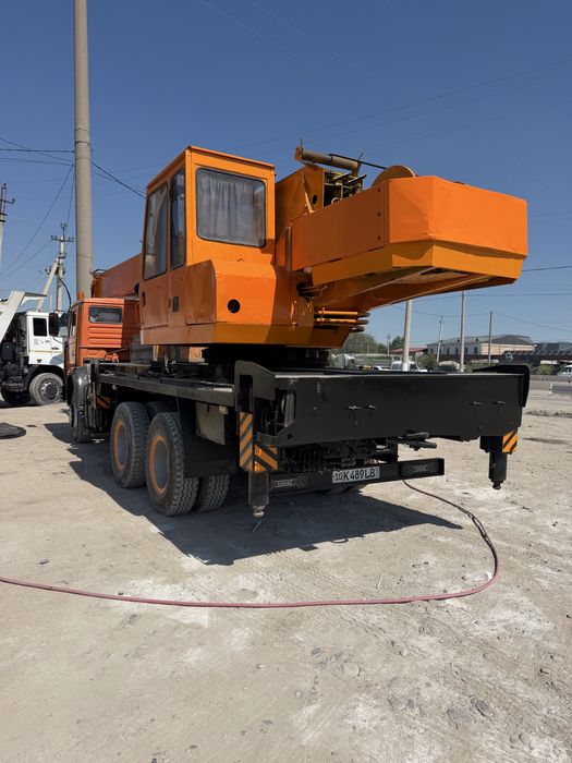 Продается автокран Ивановец 25т