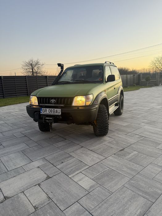 Toyota land cruiser j90 Gaiseni • OLX.ro