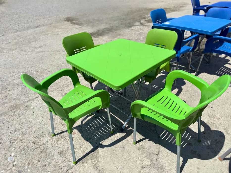 Комплект маса +4 стола 7 цвята син сив бежов зелен оранж червен мод.8