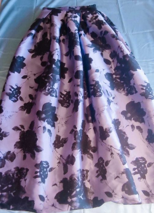 Fusta spectaculoasa designer roman, eleganta, lunga, culoarea lavandei