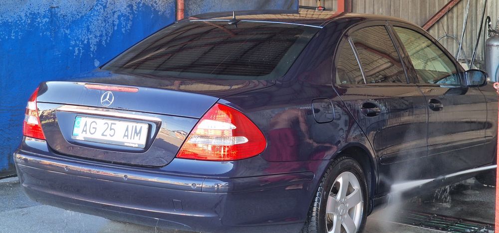 Mercedes-Benz E-Class W211 | 2.2 CDI 150 CP | Manuală | Proprietar
