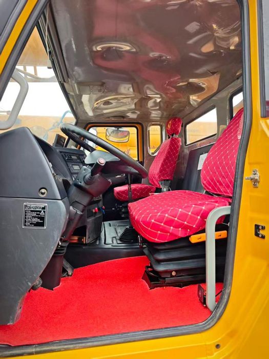 Автокран XCMG 25 тонн YQ25K5D