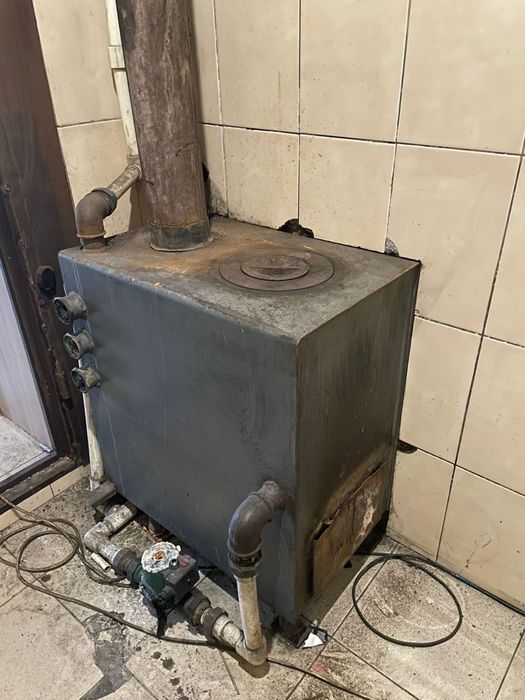 Продам котел отопления