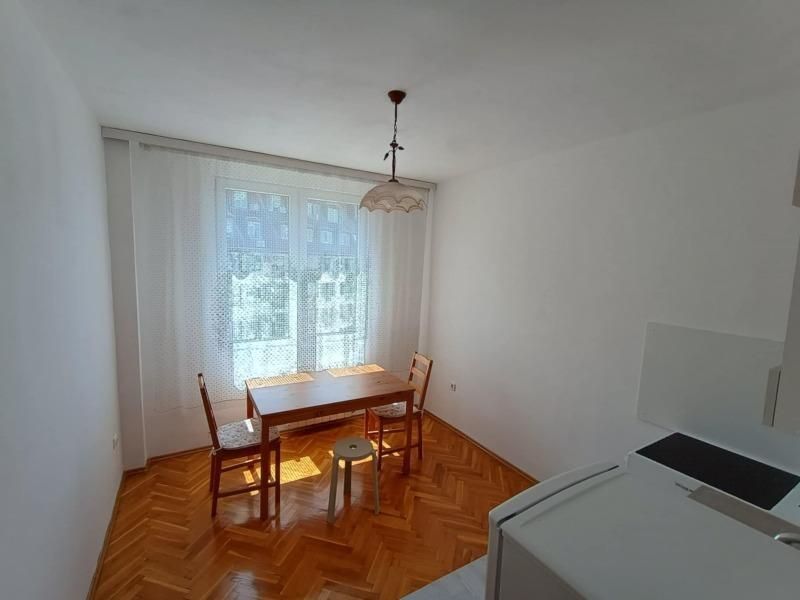 Дава се под наем Двустаен апартамент в София, Стрелбище - 45 кв.м за 450 € - Снимка #1