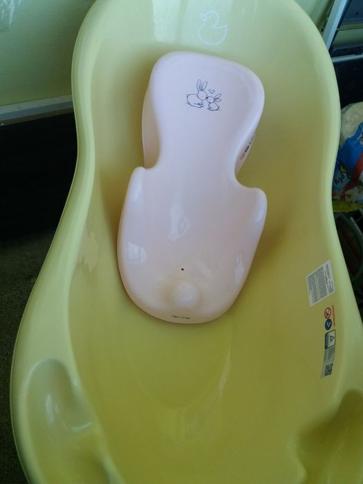 Бебешко корито със стойка , шезлонг и мрежа