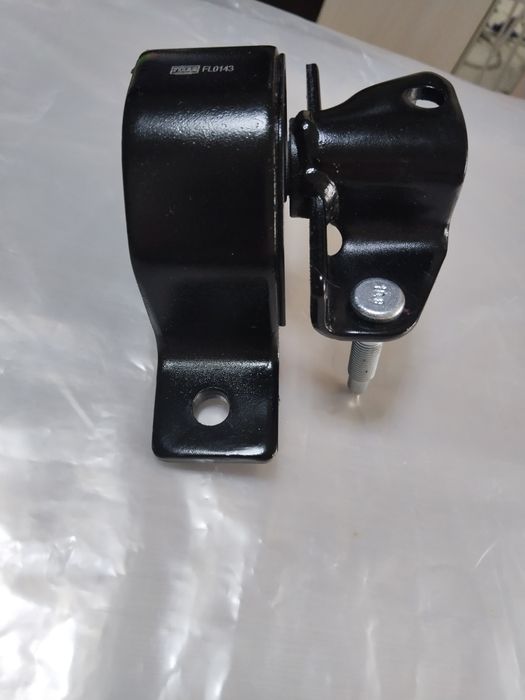 Подушки двигателя на ниссан