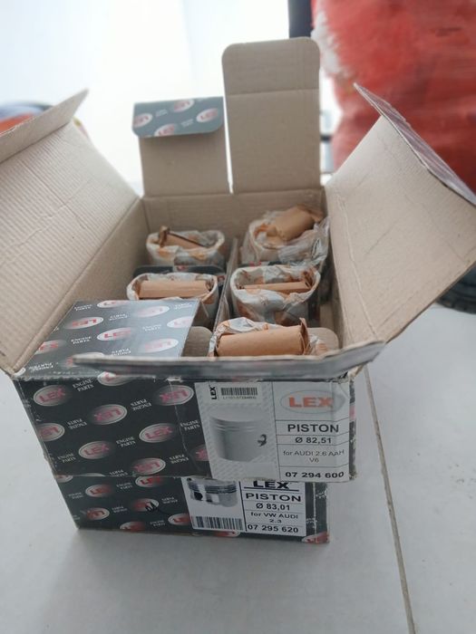 поршень от мотора ауди, ww