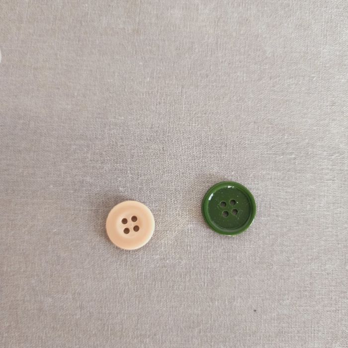 Пуговицы 4 вида.