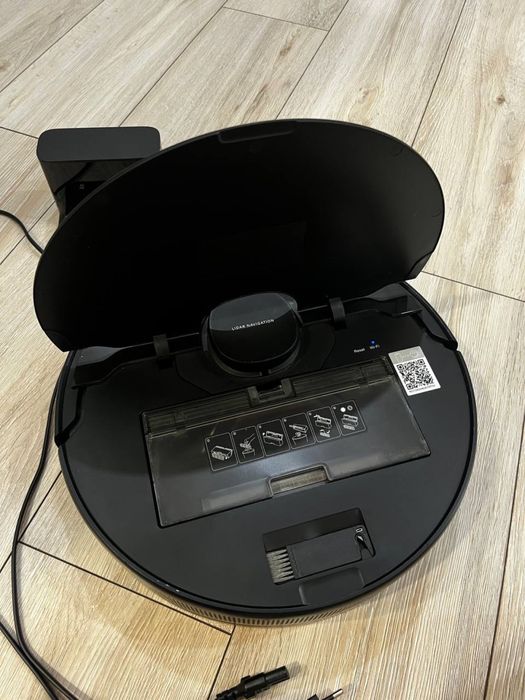 Срочно Продам робот-пылесос DreameBot D9 max