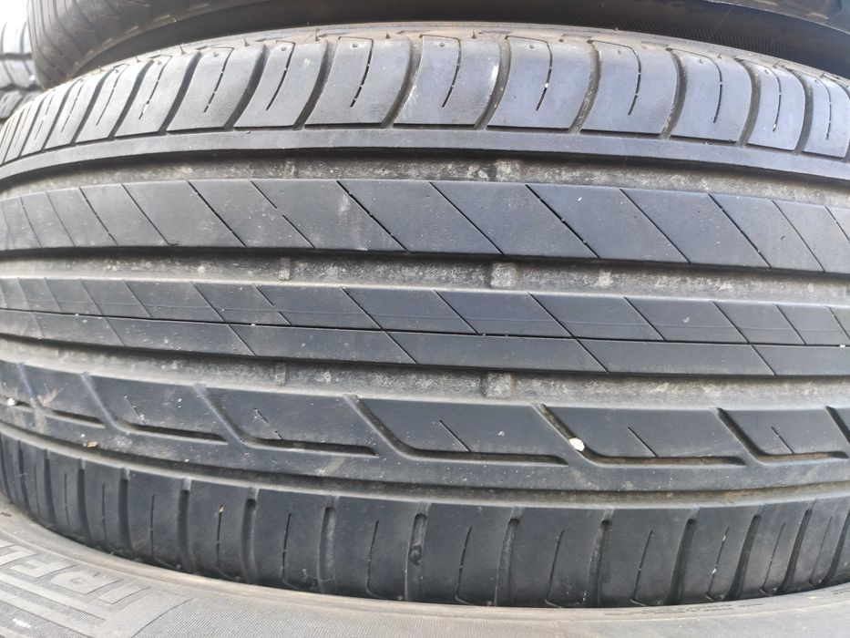 2бр Летни гуми 215 50 18 - Bridgestone - DOT 2023