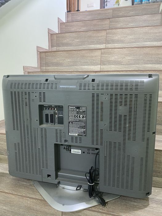 Телевизор Panasonic Viera LCD