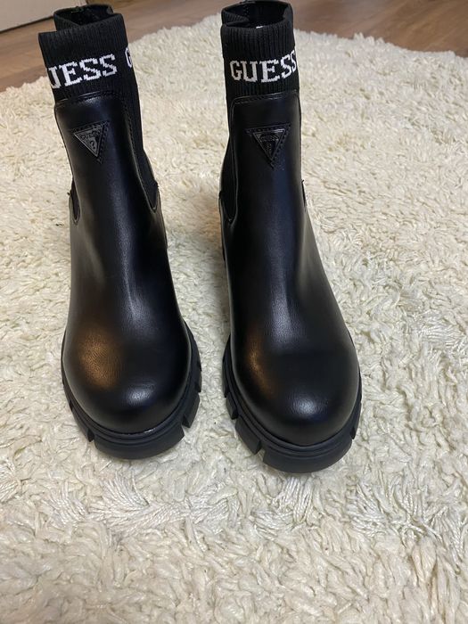 Дамски боти Guess
