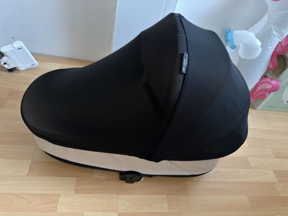 Кош за новородено Cybex Cot S Lux и комарник Cybex Platinum